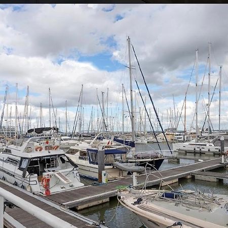 Hotel Beautiful And Magnific Yacht Lissabon Exterior foto