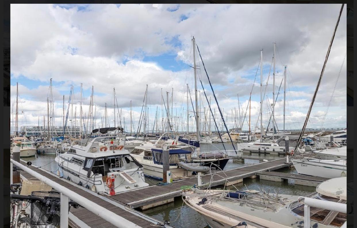 Hotel Beautiful And Magnific Yacht Lissabon Exterior foto