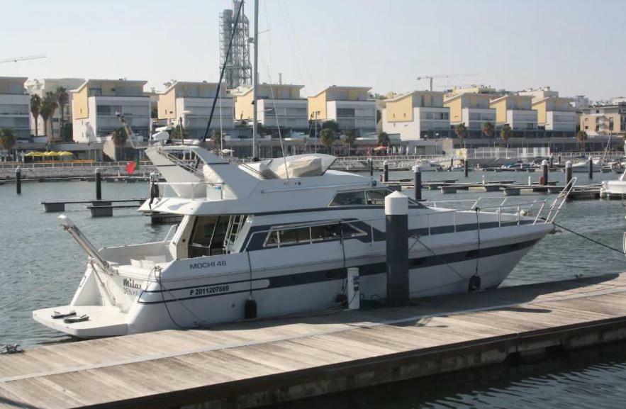 Hotel Beautiful And Magnific Yacht Lissabon Exterior foto