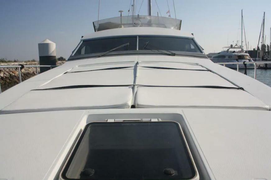 Hotel Beautiful And Magnific Yacht Lissabon Exterior foto